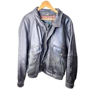 😀Danier Men's Heavy Black Leather Utility Jacket. Great Condition Med. Lined